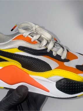 Puma White and Black Kids' Sneaker Label Shown